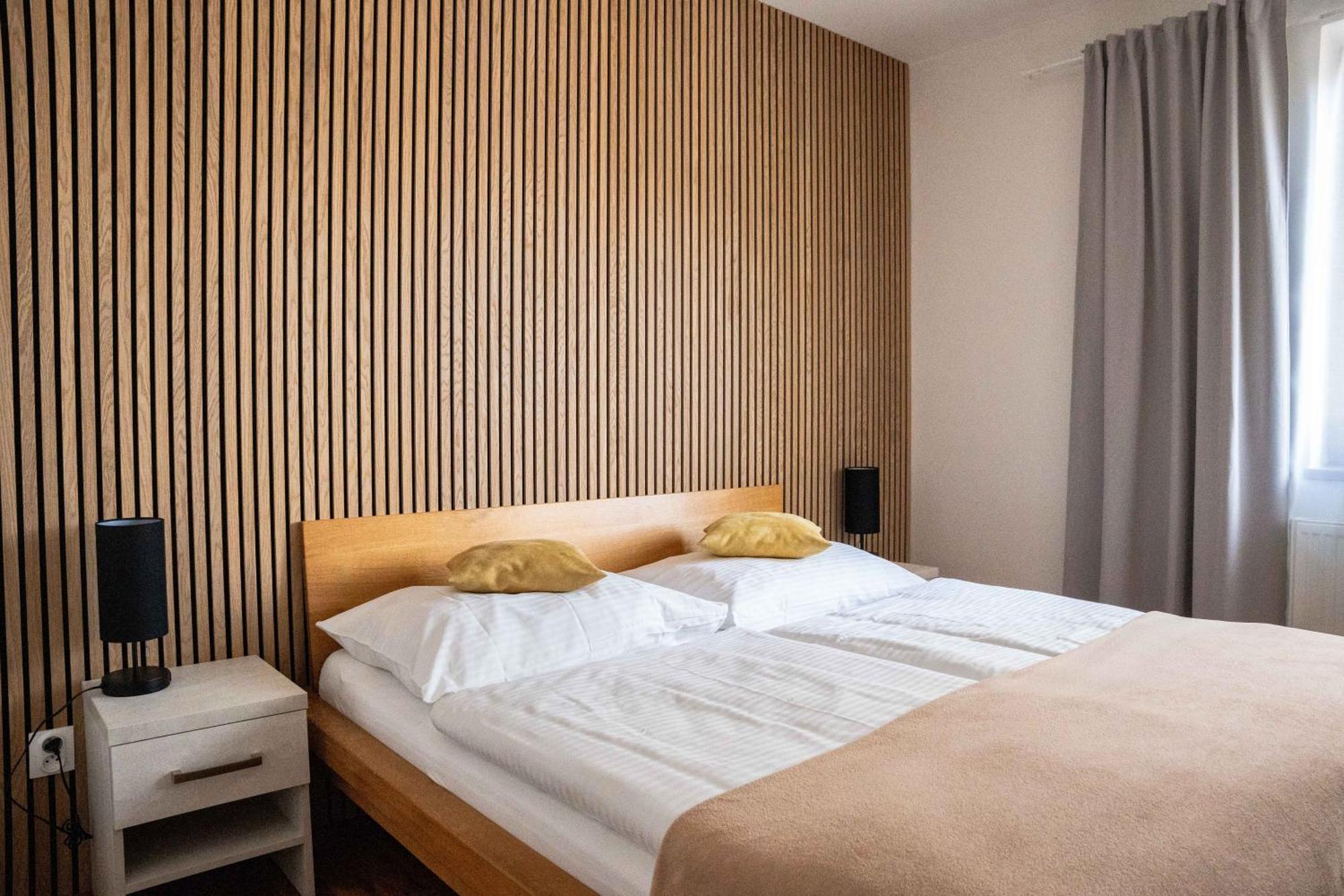Hotel Sharingham برنو المظهر الخارجي الصورة
